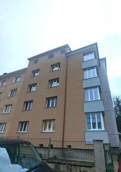 We offer for rent an apartment of layout 2+kk and area 54 sqm at address Mlýnská 310, Usti nad Labem.