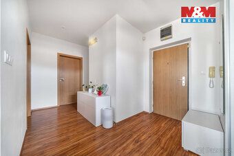 Nabízíme k prodeji výjimečný rodinný byt 4+kk s terasou 20 m
