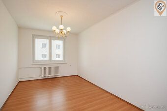 Looking for spacious living connected with business opportunities?
