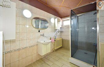 Looking for spacious living connected with business opportunities?