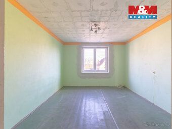 Exkluzivně Vám nabízíme k prodeji podsklepený dvoupodlažní r