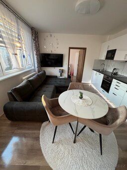 Prodej světlého bytu 2+1, 44 m², Praha 5 – Barrandov, ul. Bo