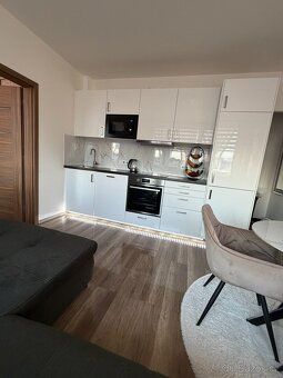 Prodej světlého bytu 2+1, 44 m², Praha 5 – Barrandov, ul. Bo