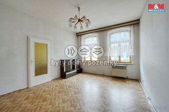 I am selling a house in Germany in the town of Falkenstein 100 meters from the city center…