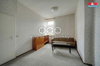 I am selling a house in Germany in the town of Falkenstein 100 meters from the city center…