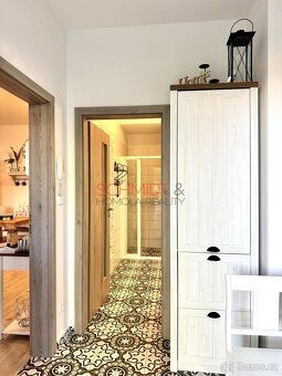 Nabízíme k pronájmu pěkný bezbariérový byt 1kk o výměře 38,4