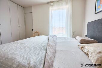 Sale of modern new build 3+kk apartment with total area of 126 m² including large terrace in Brno city center