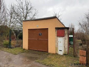 Ev.č. 00347 Nabízím na prodej zděnou garáž na ulici Slatinka