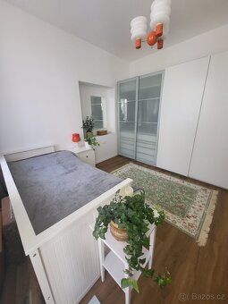 K dlouhodobému pronájmu nabízíme elegantní a světlý byt o ve