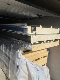 Sell new unused roof PIR panels 30 pcs RAL 9007/9002