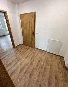 Nabízíme k pronájmu nově zkolaudovaný byt o dispozici 3+kk a