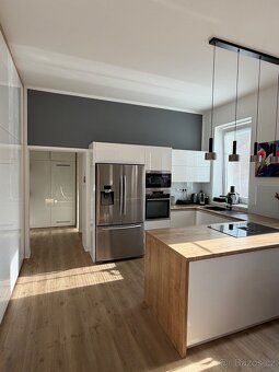 Moderní byt 3+kk, 92 m² + 2 parkovací místa, sklep, komora N