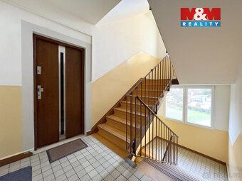 Nabízíme k pronájmu útulný byt o dispozici 3 + kk s balkonem