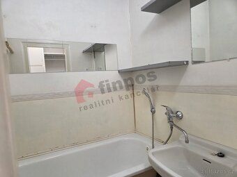 K pronájmu nabízíme byt 2+1 o výměře 52 m² s balkonem cca 3 