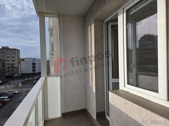 K pronájmu nabízíme byt 2+1 o výměře 52 m² s balkonem cca 3 
