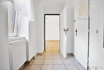 Nabízíme k pronájmu prostorný rodinný dům o dispozici 3+1 v 