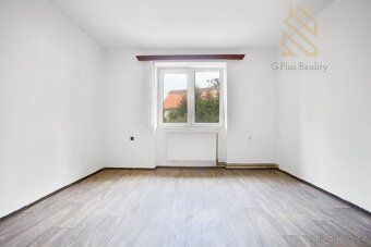 Nabízíme k pronájmu prostorný rodinný dům o dispozici 3+1 v 