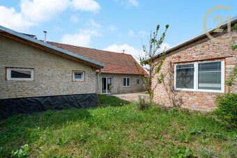 We offer for sale a family house in the village of Žatčany, which is intended for complete…