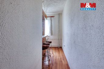 We would like to offer for rent a spacious 3BR apartment of c