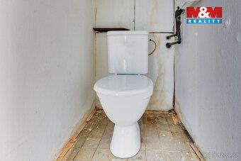 We would like to offer for rent a spacious 3BR apartment of c
