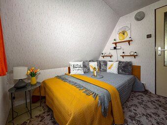 We offer for sale a ground-floor cottage with an attic in a picturesque village