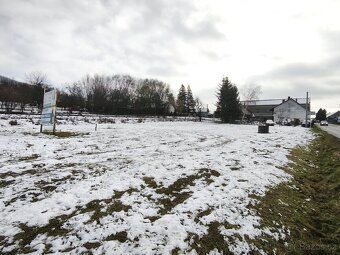 Ev.č. 26995-1 K prodeji komerční pozemek o výměře 750m² v ob