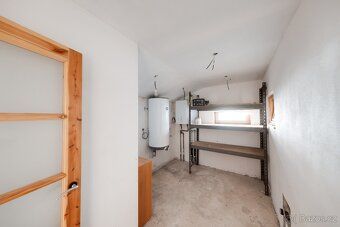 We offer for sale a family house in solitude, of which there are only few in the Beskids.