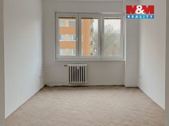 Nabízíme prostorný byt 3+1 s balkonem o celkové ploše 62 m² 