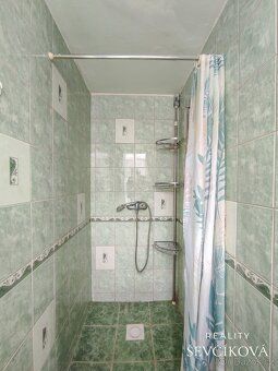 Nabízíme k pronájmu prostorný byt 3+kk o výměře 80 m², který
