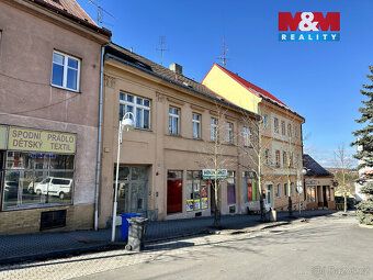 Nabízíme k prodeji podíl 3/4 městského nájemního domu v Mlad