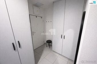 Exclusively offering for long-term rent a stylish two-room apartment of 49 m² located on the…