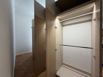 GLJ Partners offers for rent a modern and bright apartment of layout