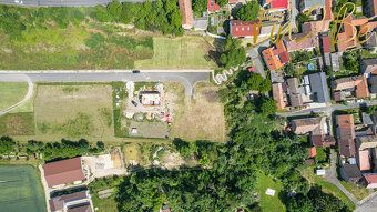 I am offering for sale an excellent and interestingly located plot of land with issued…