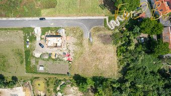 I am offering for sale an excellent and interestingly located plot of land with issued…