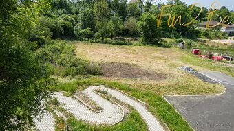 I am offering for sale an excellent and interestingly located plot of land with issued…