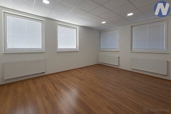 Rental of non-residential premises on the 2nd upper floor at address