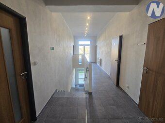 Rental of non-residential premises on the 2nd upper floor at address