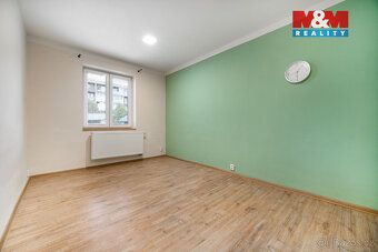 Nabízíme k prodeji byt 2+1 na ul. Richarda Kloudy, situovaný