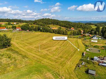 Ve Zdenicích u Prachatic je k prodeji soubor dvou navazující