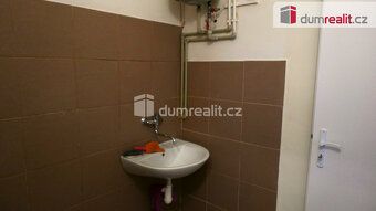 Rent depends on number of rented offices + administrative fee 6000, 