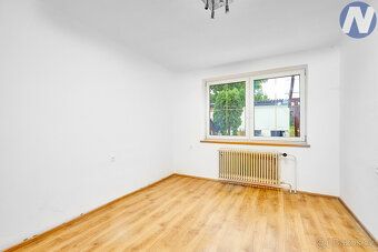 Prostor, klid a příroda. Dům, který už dnes nabízí pevný zák