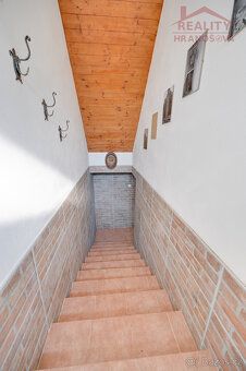 We offer for sale a house in a desirable location, in Nové Poddvorov
