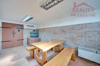 We offer for sale a house in a desirable location, in Nové Poddvorov