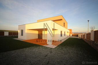 Prodej rodinného domu, hrubé stavby v nově vznikající lokali