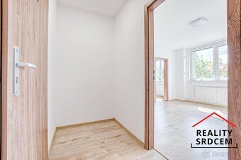 Chcete bydlet poblíž centra v rekonstruovaném sluném bytě?
M