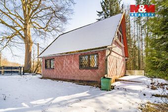 Prodej útulné chaloupky v obci Nové Křečany. Nemovitost se n