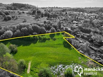 In exclusive representation we offer for sale an exceptionally attractive investment plot of…