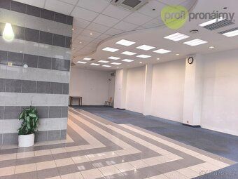 We offer commercial premises for rent in an administrative building