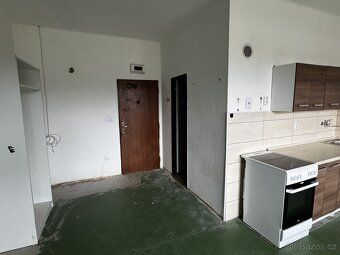 We offer for sale an apartment 1+kk of size 33.28 m² on the second floor in a residential…