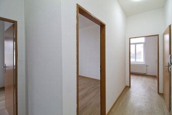 Na pronájem byt o dispozici 2+1 o podlahové ploše 44 m² v Pl
